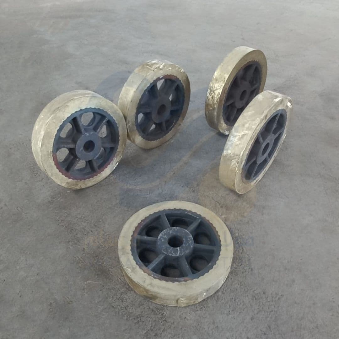 چرخدنده برنزی با هسته چدنی