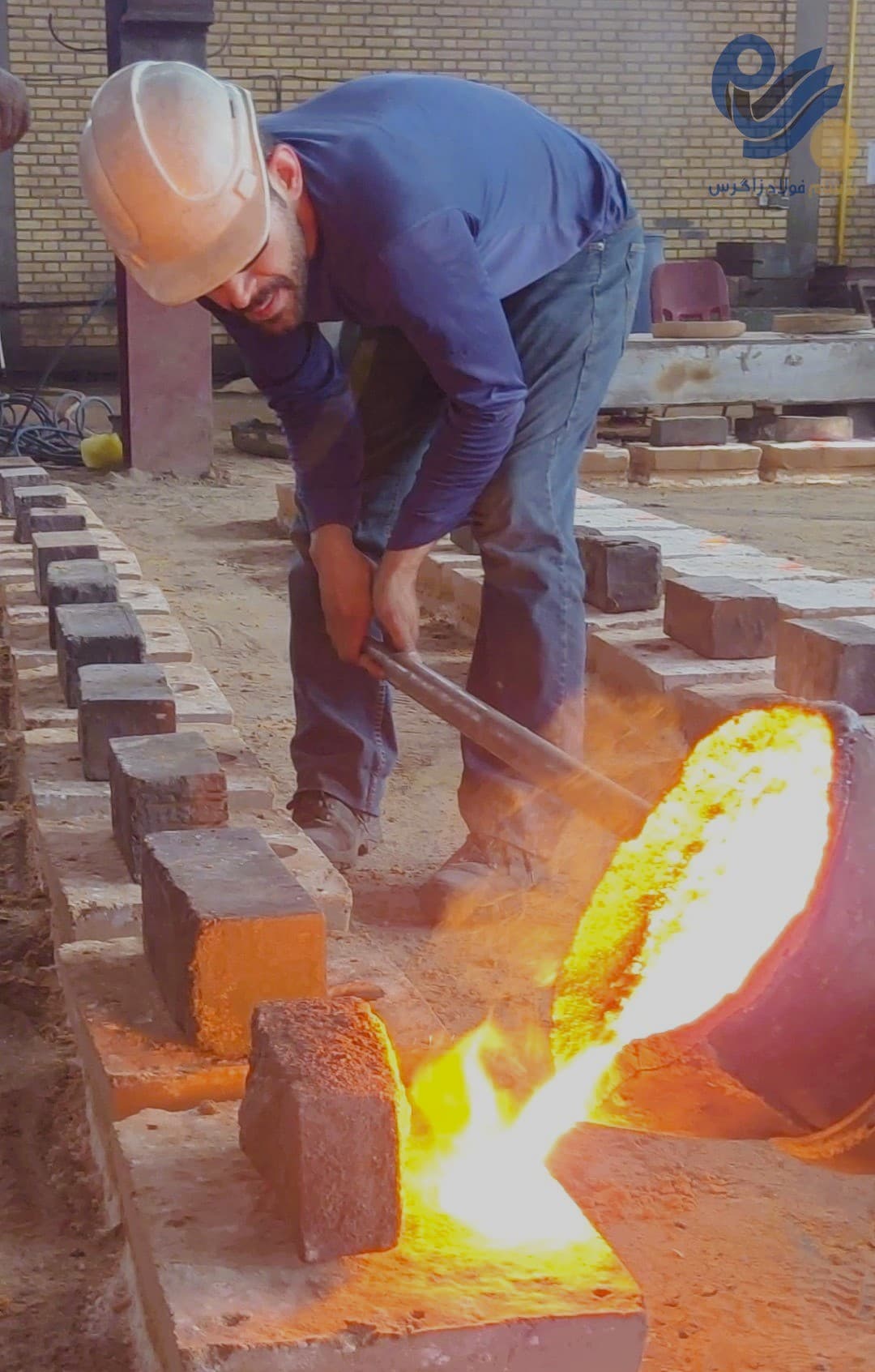 نمایی از کارگاه ریخته گری