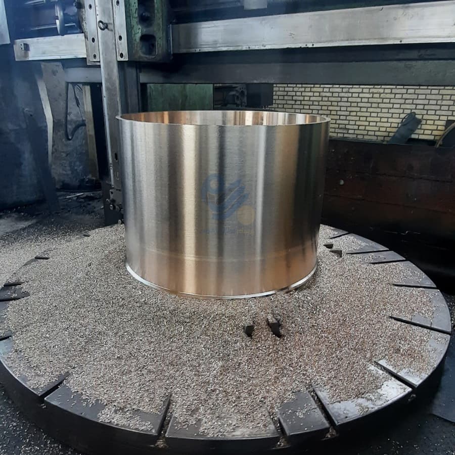 ماشین کاری و تراشکاری قطعات صنعتی